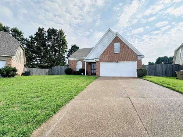 4556 E CEDAR RIDGE CV, Unincorporated, TN 38128