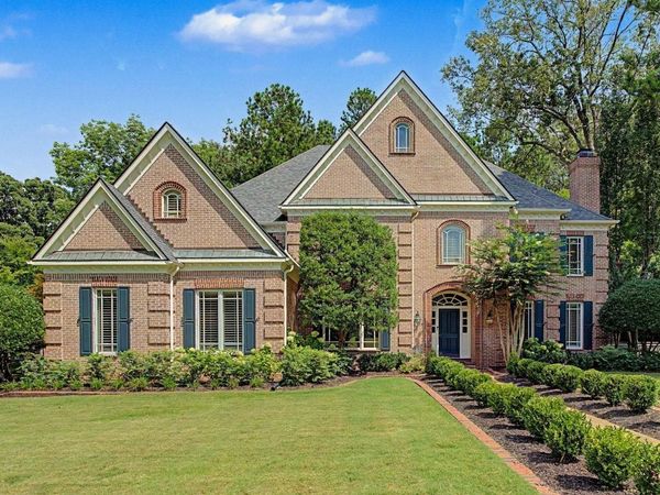 2500 BIRNAM WOOD DR, Germantown, TN 38138