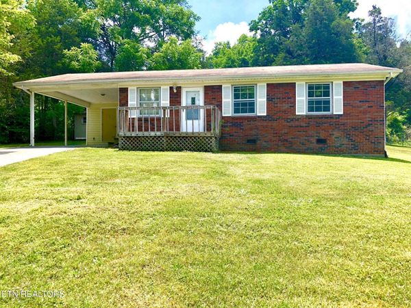 153 Lincoln Drive, Harrogate, TN 37752
