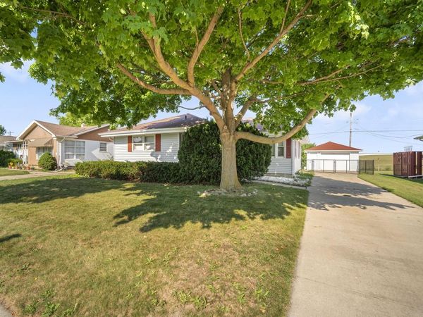 5462 N 103rd STREET, Milwaukee, WI 53225