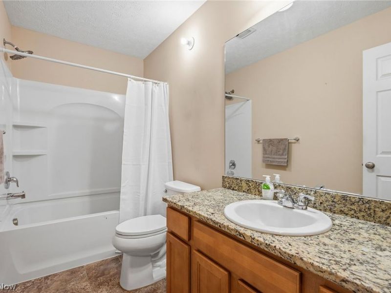 37470 Tail Feather Drive, North Ridgeville, OH 44039 Photo 26