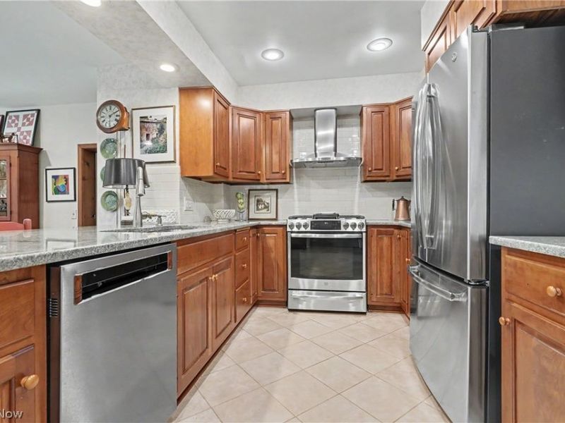 3106 Athens Road, Silver Lake, OH 44224 Photo 16