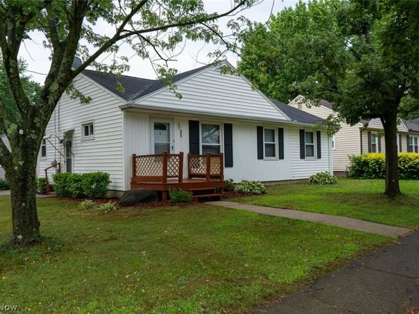 890 Independence Avenue , Akron, OH 44310