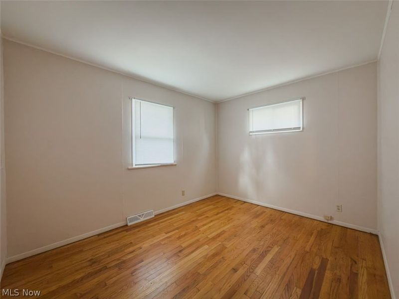 890 Independence Avenue, Akron, OH 44310 Photo 9