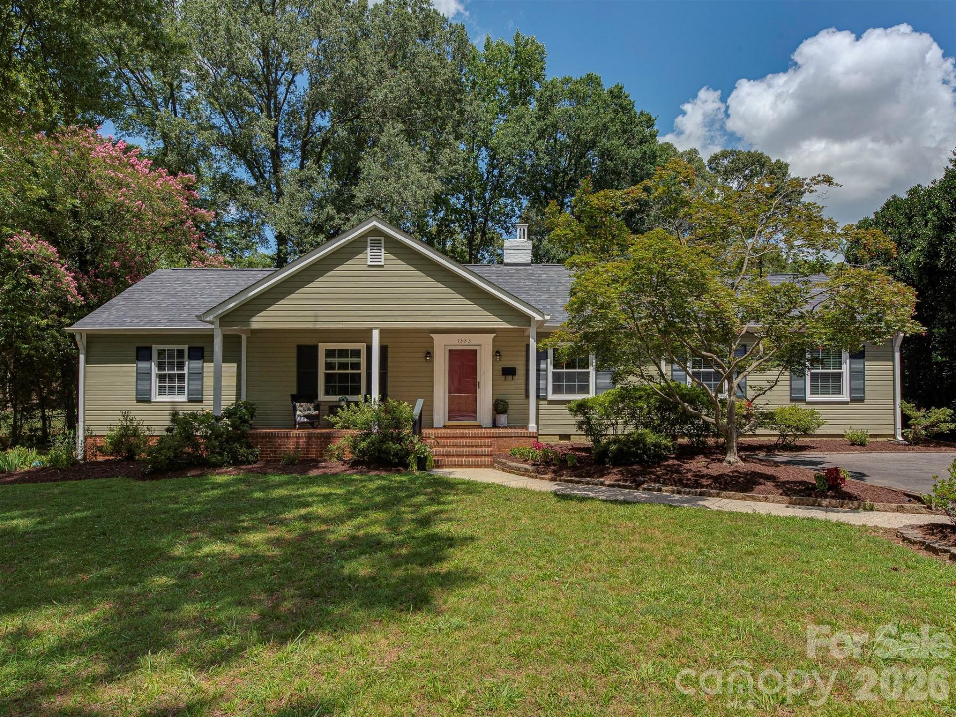 1323 Goodwin Avenue, Charlotte, NC 28205 Main Photo