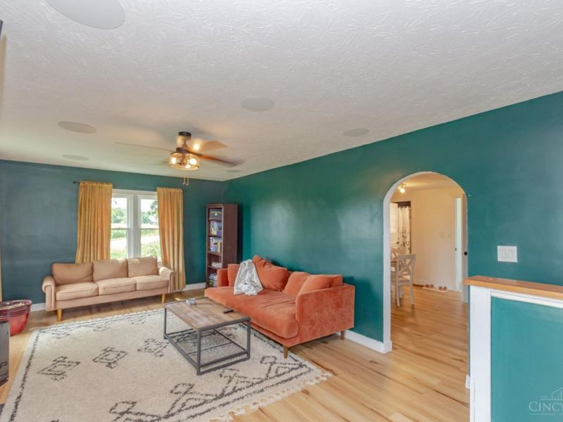 7010 Troy Frederick Road, Tipp City, OH 45371 Photo 2