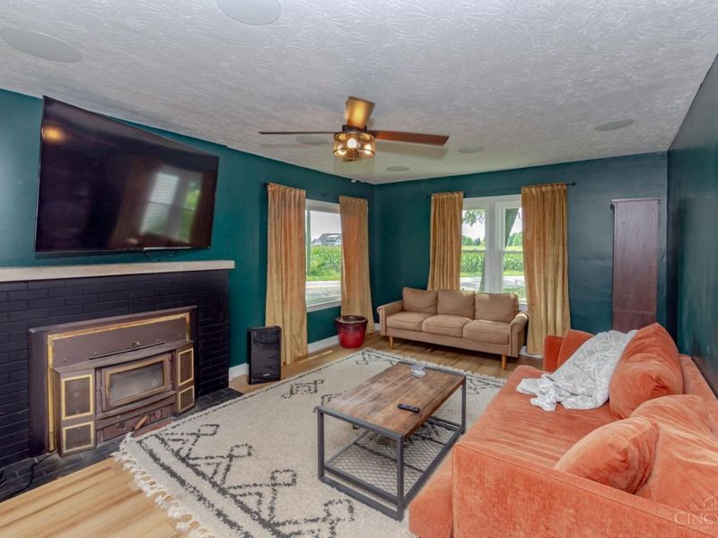 7010 Troy Frederick Road, Tipp City, OH 45371 Photo 3