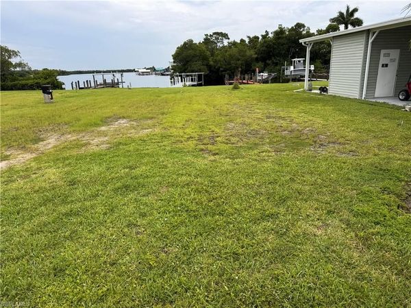 324 Shoreland DR , FORT MYERS, FL 33905