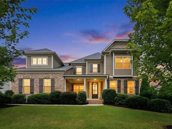 415 Amber Way, Woodstock, GA 30188