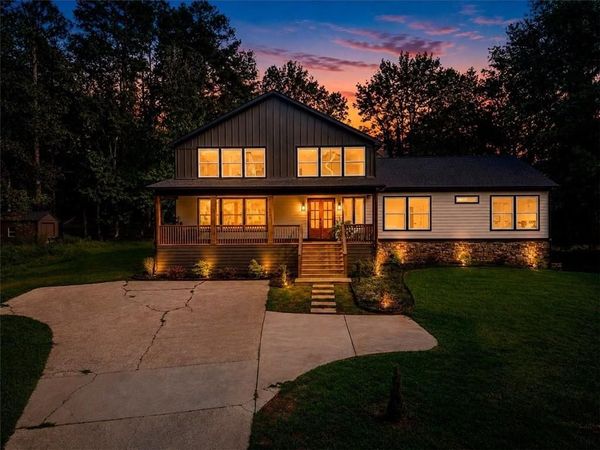 170 Lakeview Lane , Fayetteville, GA 30214