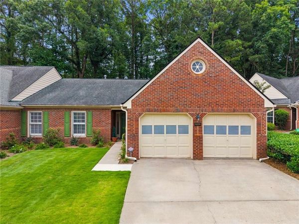 6224 Meadow Run Court , Peachtree Corners, GA 30092