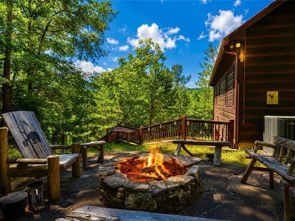 216 Dawn Lane, Ellijay, GA 30540
