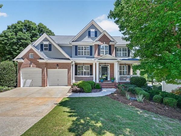 6587 River Island Drive, Buford, GA 30518