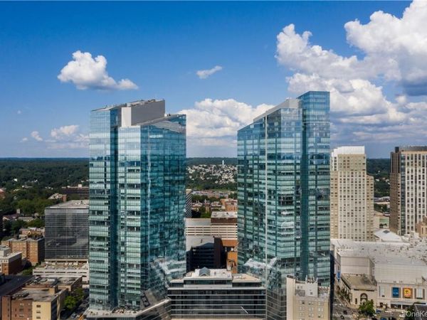 1 Renaissance Square , Unit 21E, White Plains, NY 10601