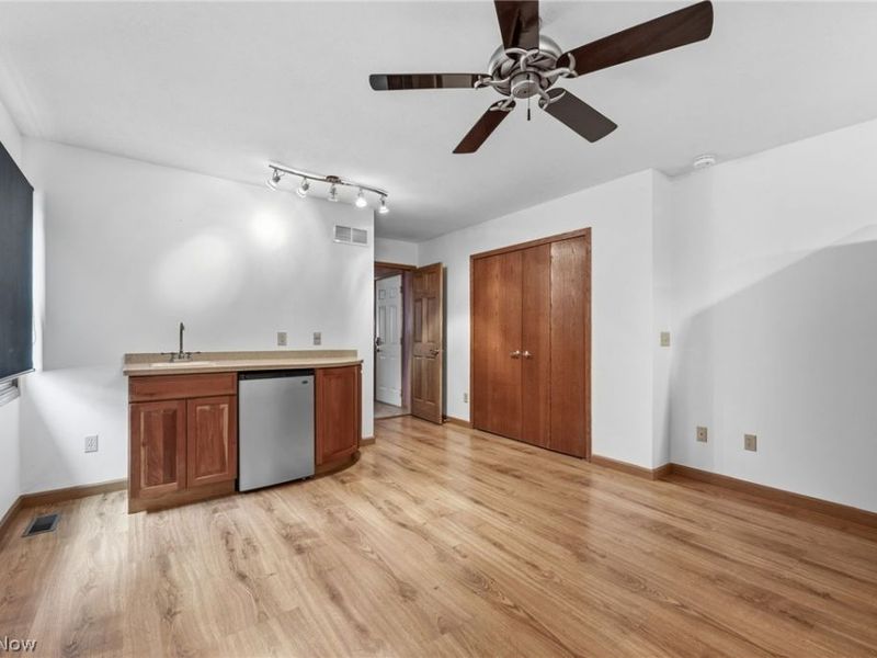 9473 Whalers Cove, Mentor, OH 44060 Photo 21
