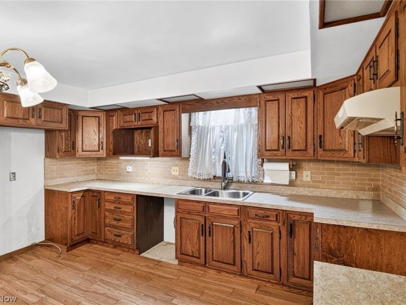 2196 Renwick Drive, Poland, OH 44514 Photo 7