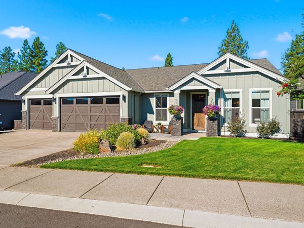 3051 NW Hidden Ridge Drive, Bend, OR 97703