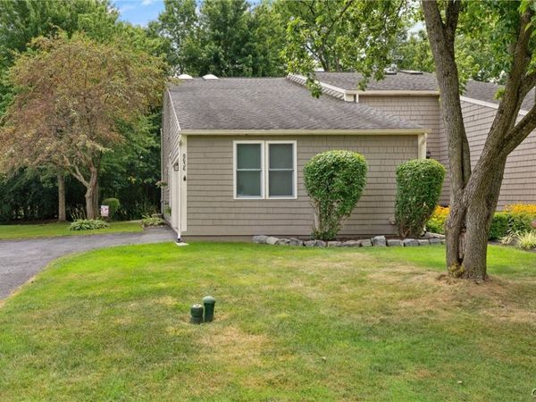 8636 Braewood Drive, Baldwinsville, NY 13027