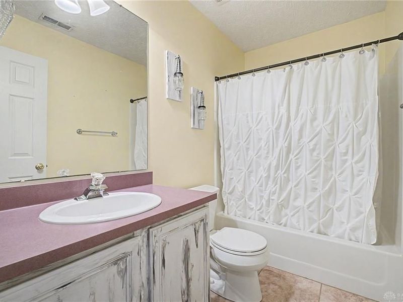 9360 Sawgrass Drive, Miamisburg, OH 45342 Photo 32