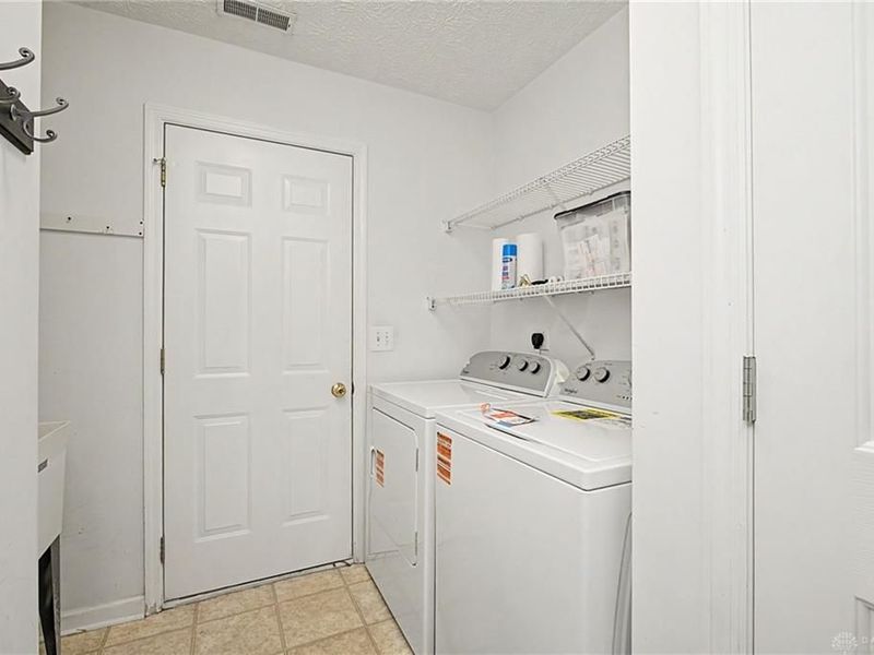 9360 Sawgrass Drive, Miamisburg, OH 45342 Photo 35