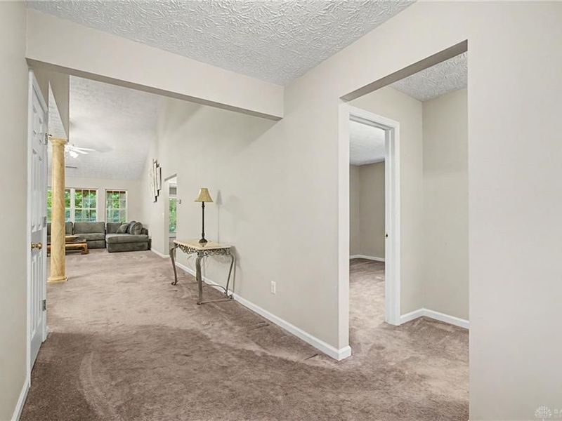 9360 Sawgrass Drive, Miamisburg, OH 45342 Photo 4