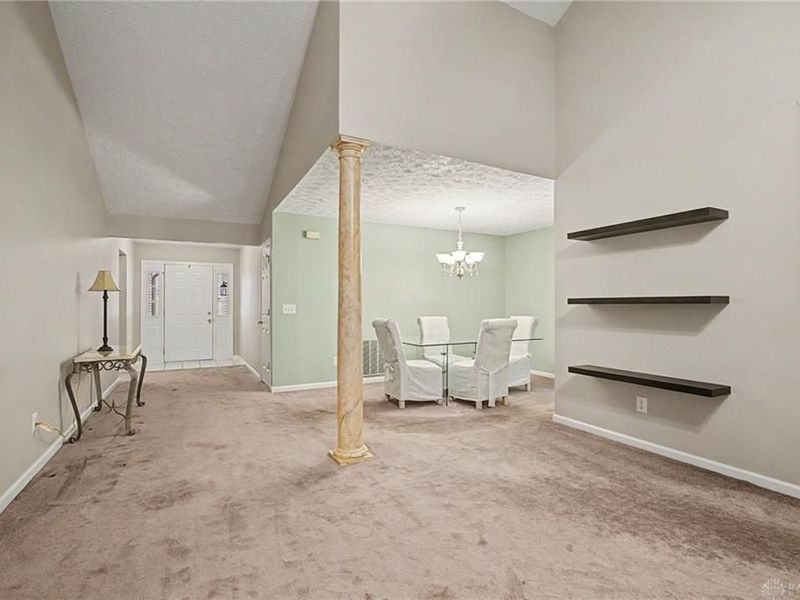 9360 Sawgrass Drive, Miamisburg, OH 45342 Photo 5