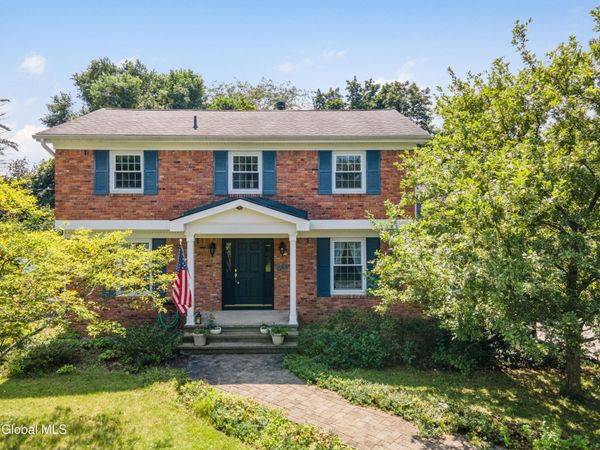 1009 Cheyenne Road, Glenville, NY 12302