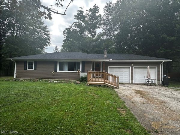 9581 Colton Road , Windham, OH 44288