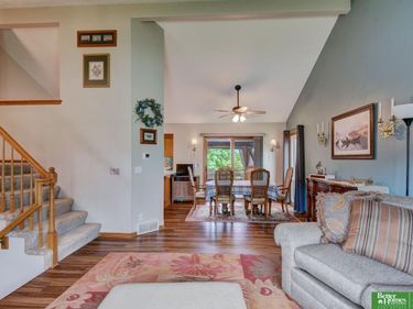 8859 N 82nd Avenue, Omaha, NE 68122