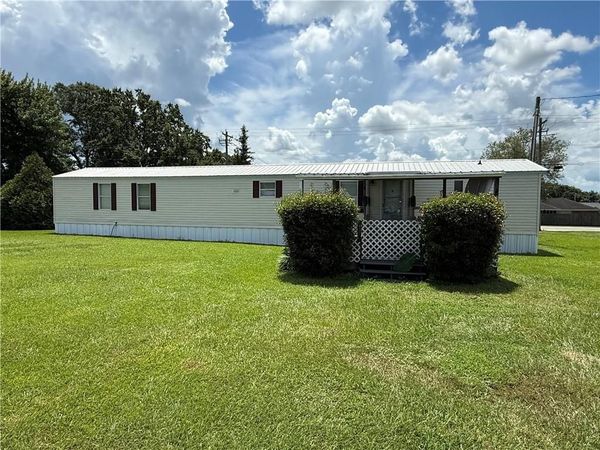 186 Wren Lane S, Robertsdale, AL 36567