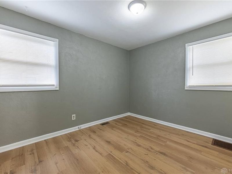 719 Cosler Drive, Dayton, OH 45403 Photo 10