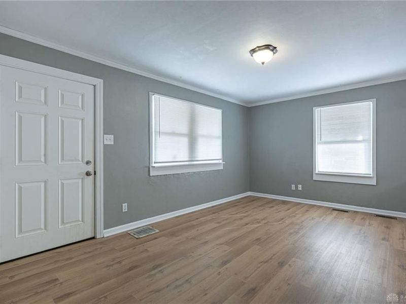 719 Cosler Drive, Dayton, OH 45403 Photo 4
