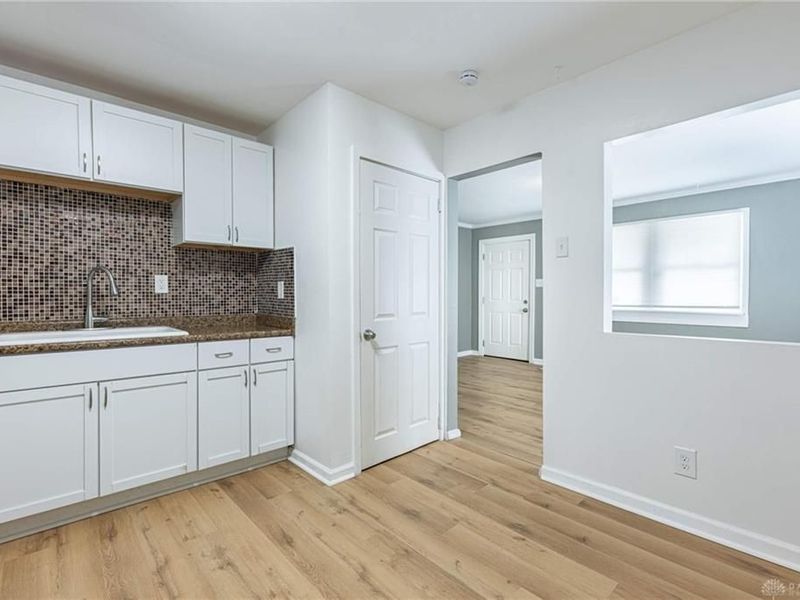 719 Cosler Drive, Dayton, OH 45403 Photo 9