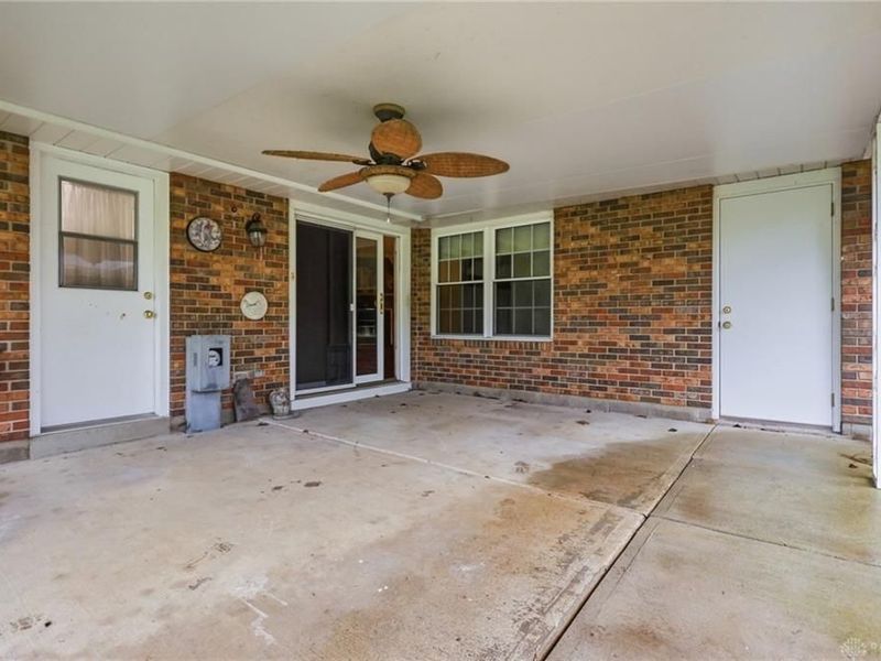 11 E Bonomo Drive, Fairborn, OH 45324 Photo 44