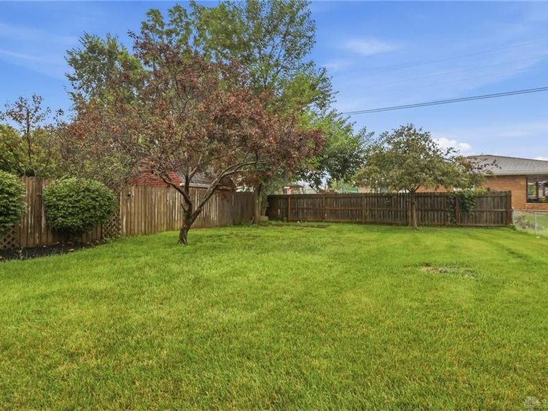 11 E Bonomo Drive, Fairborn, OH 45324 Photo 47