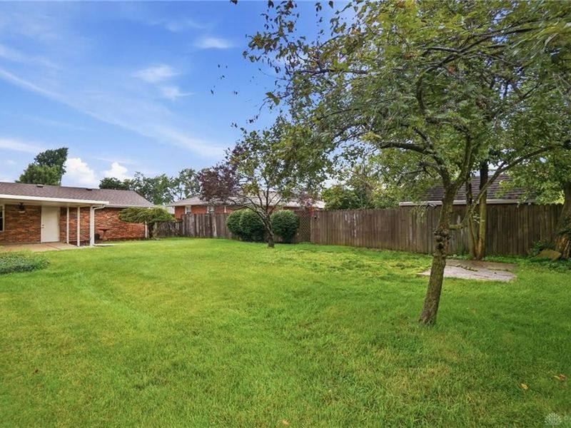 11 E Bonomo Drive, Fairborn, OH 45324 Photo 48