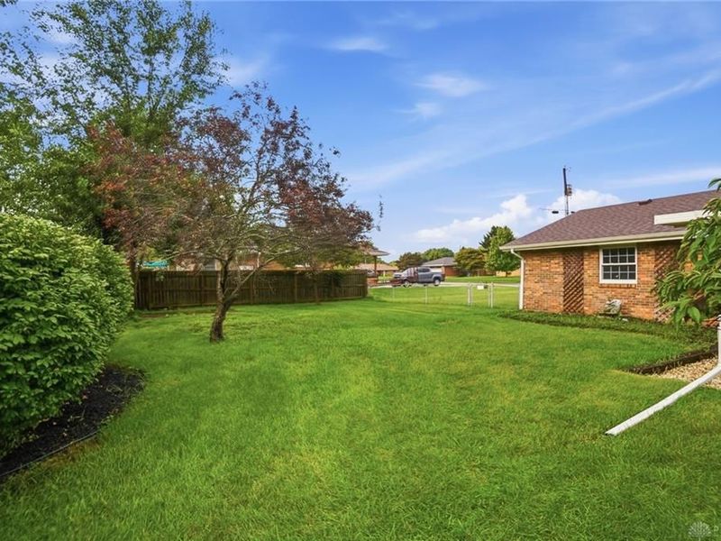 11 E Bonomo Drive, Fairborn, OH 45324 Photo 49