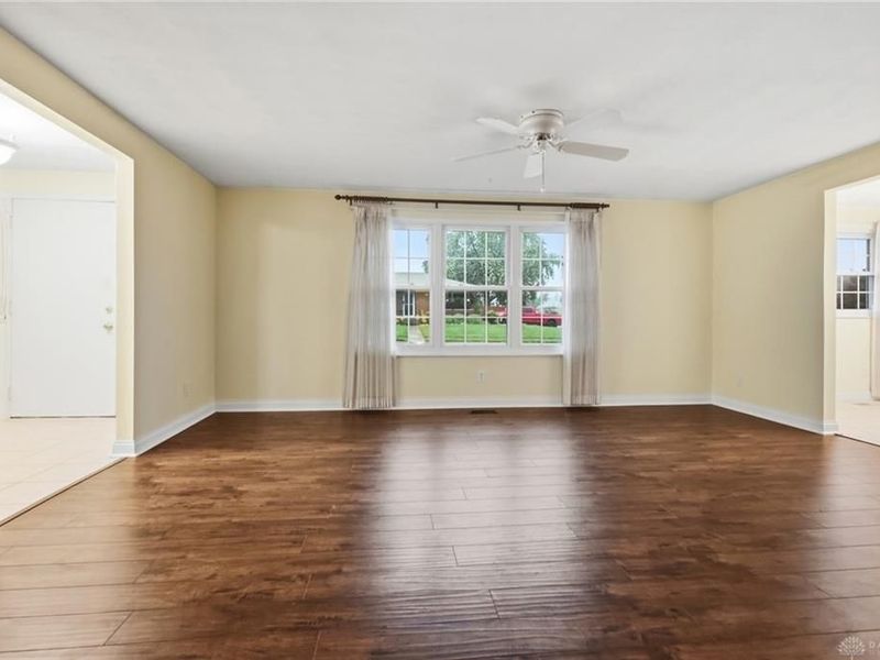 11 E Bonomo Drive, Fairborn, OH 45324 Photo 9