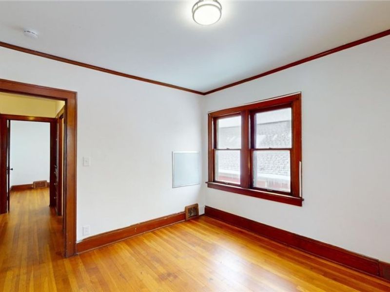 4028 Schiller Avenue, Cleveland, OH 44109 Photo 25