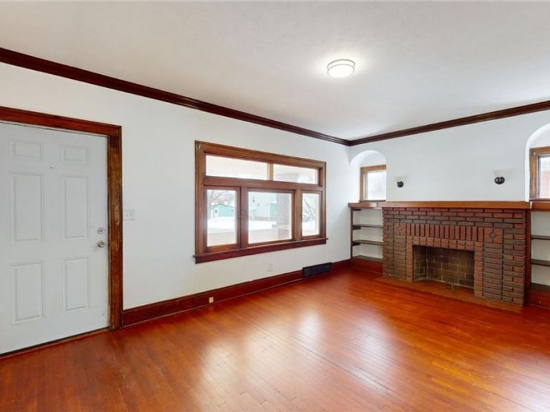4028 Schiller Avenue, Cleveland, OH 44109 Photo 3