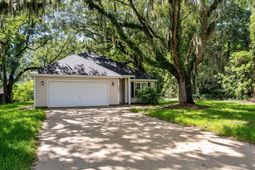 1683 Pierpont Avenue photo 4