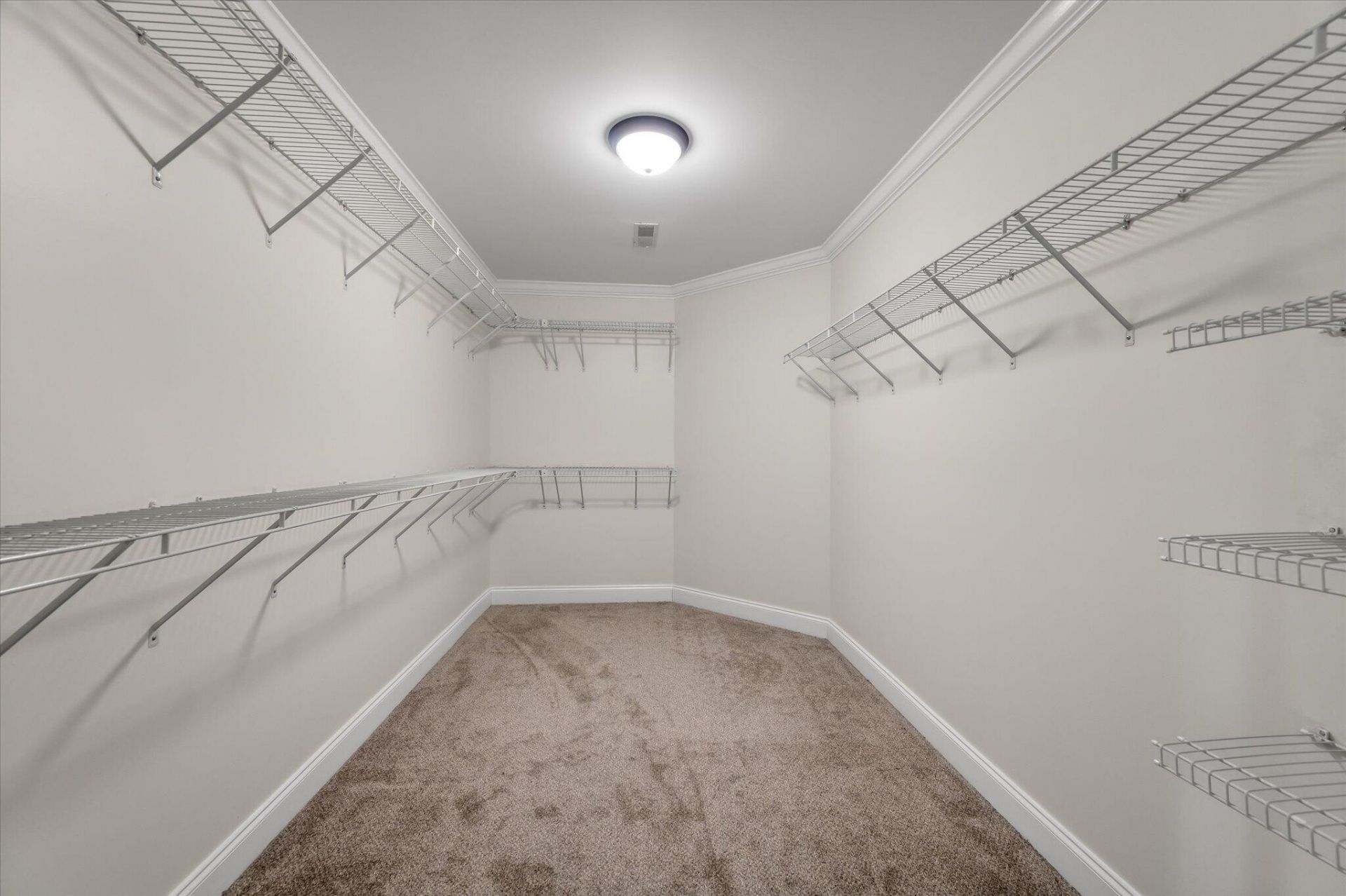 1683 Pierpont Avenue Photo 20