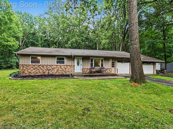 5444 Golf Club Road, Genoa Township, Mi 48843