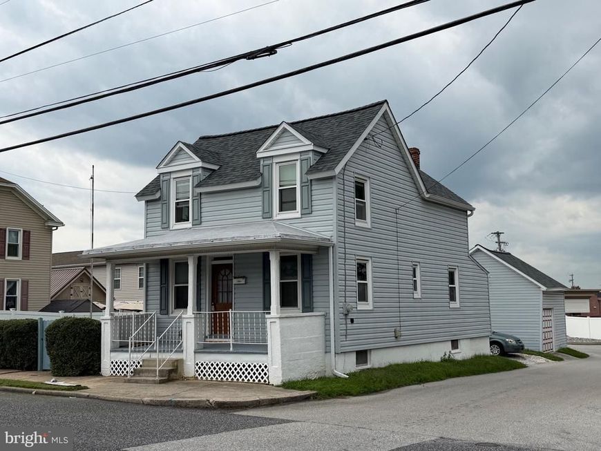 9 Allegheny Avenue , Hanover, PA 17331 Main Photo