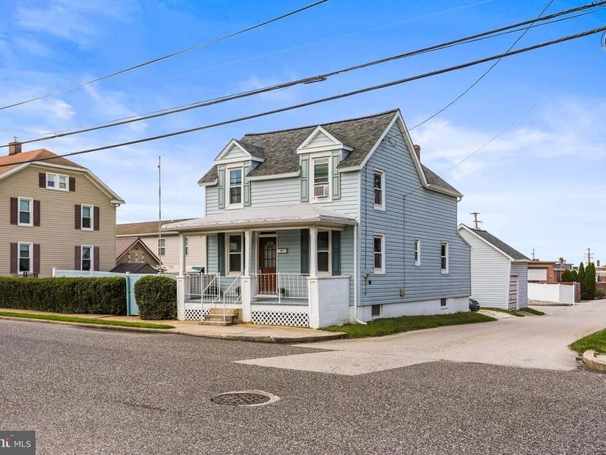 9 Allegheny Avenue, Hanover, PA 17331 Main Photo