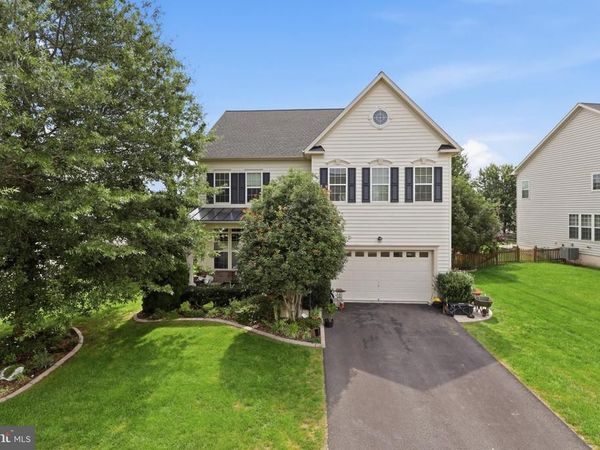 25 CHARTER GATE DRIVE , FREDERICKSBURG, VA 22406