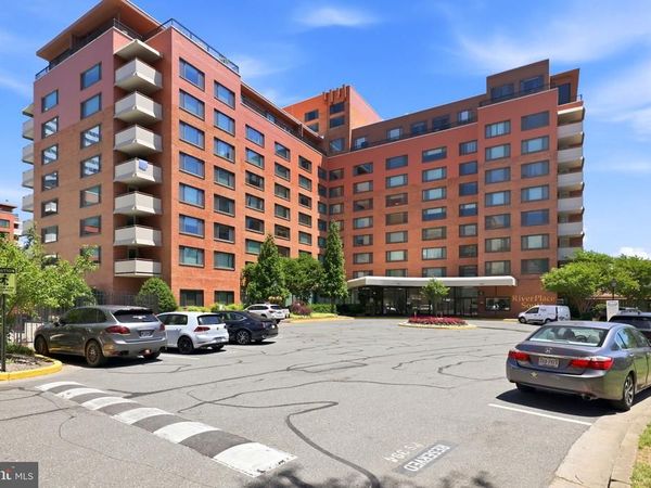 1011 ARLINGTON BOULEVARD, Unit 501, ARLINGTON, VA 22209