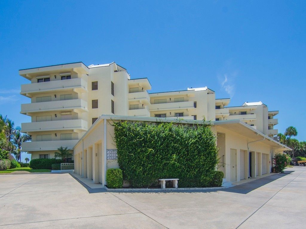 2636 Ocean Drive , Unit 103, Vero Beach, FL 32963 Photo