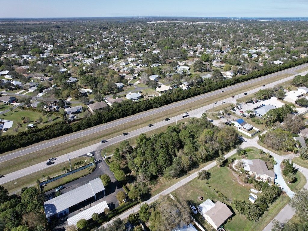 907 Sebastian Boulevard, Sebastian, FL 32958 Photo