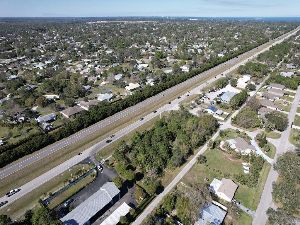 907 Sebastian Boulevard, Sebastian, FL 32958 Photo